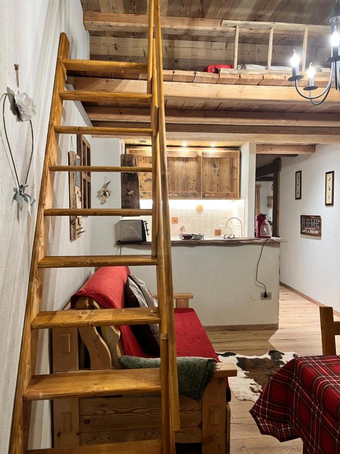 Ferienwohnung Nido Di Cloe Colle Colle Sestriere Exterior foto